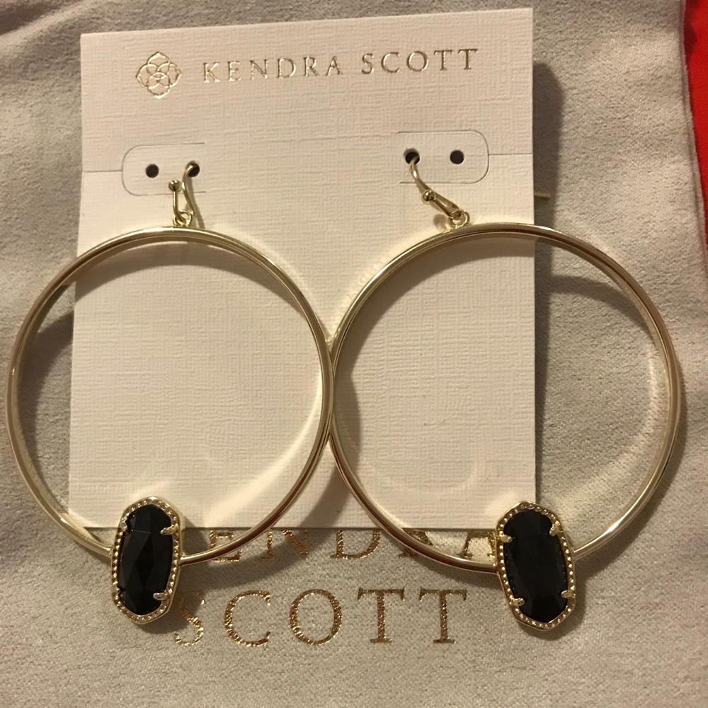 Elora Gold Hoop Earrings